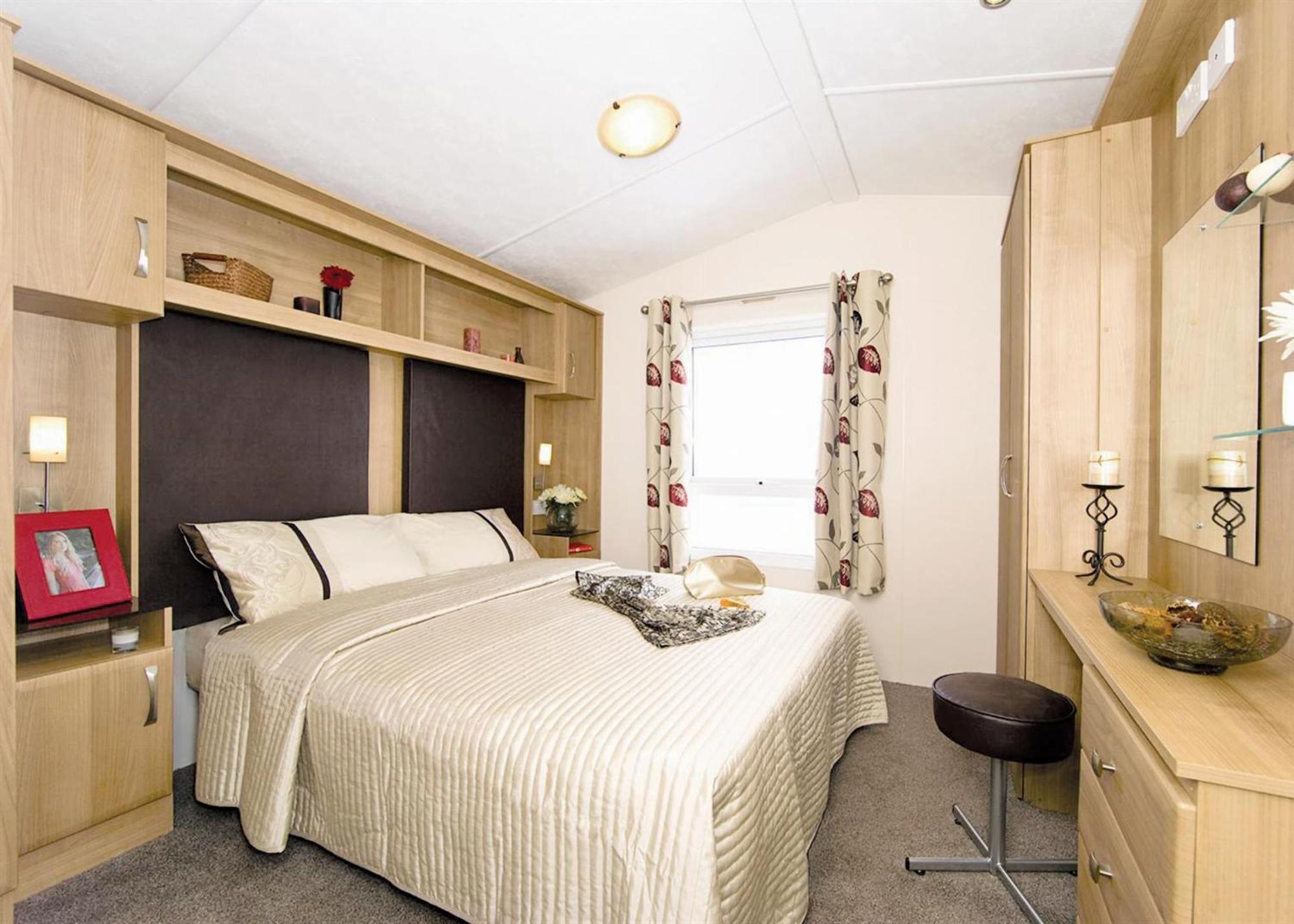 Lakeside Holiday Park Hotel Burnham-on-Sea ภายนอก รูปภาพ