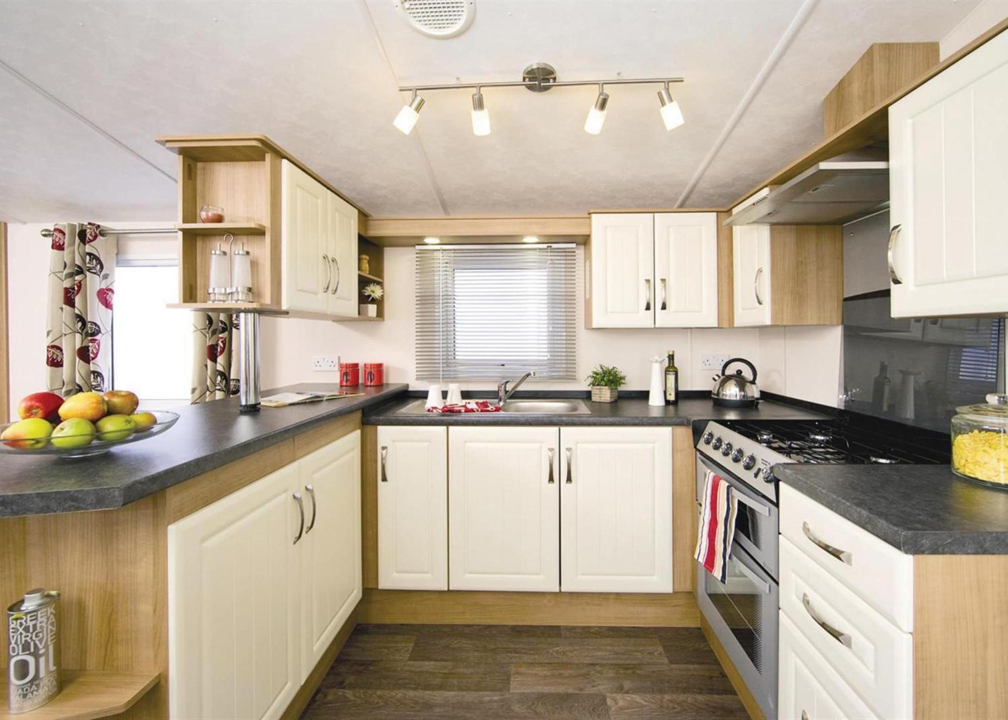 Lakeside Holiday Park Hotel Burnham-on-Sea ภายนอก รูปภาพ